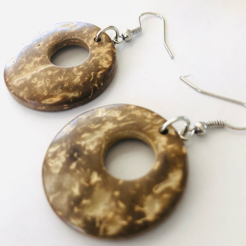 ⭐️5 for $25⭐️ Coconut hoop earrings - resort casual - Caribbean - beach - NWT